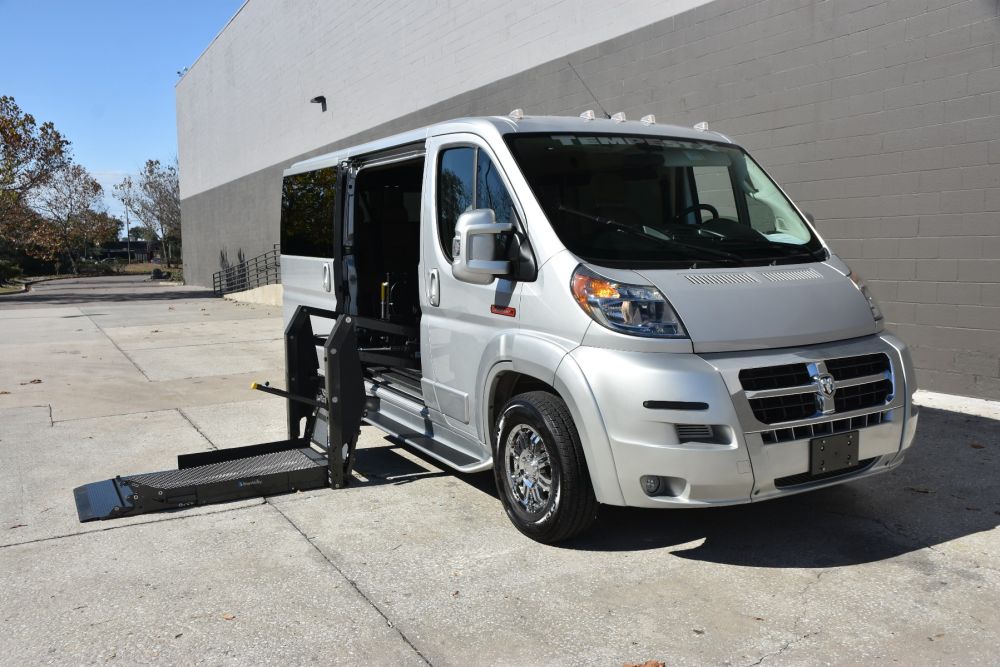 ram promaster cargo van 2018 3C6TRVAG8JE118499 image ram promaster cargo van 2018 3C6TRVAG8JE118499 image